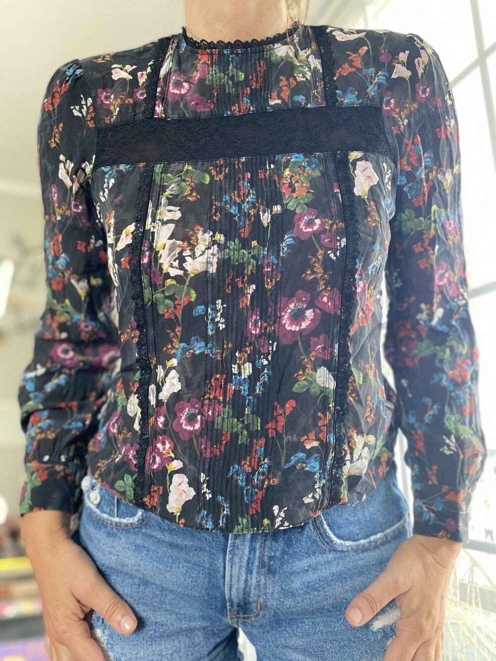 ALICE + OLIVIA Angeline Floral print silk Blouse S/XS